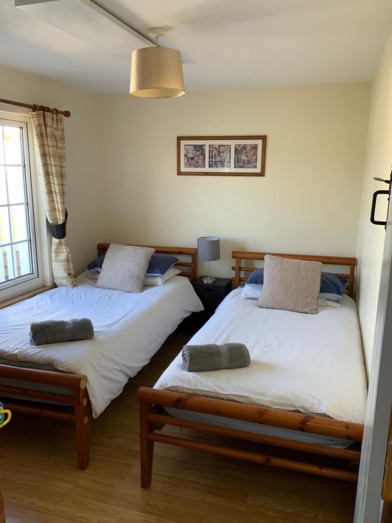 Woodpecker Cottage At Frog Trotters Cottages Hartpury Extérieur photo